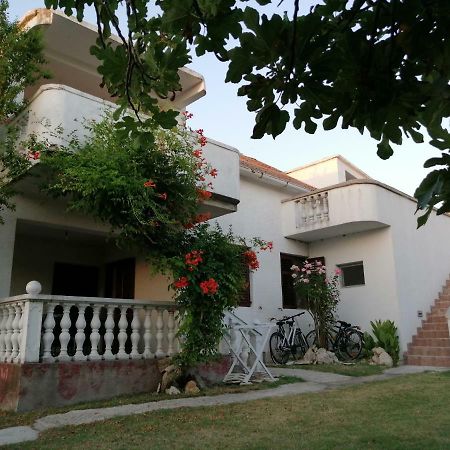 Apartmani Petra Vrsi Εξωτερικό φωτογραφία
