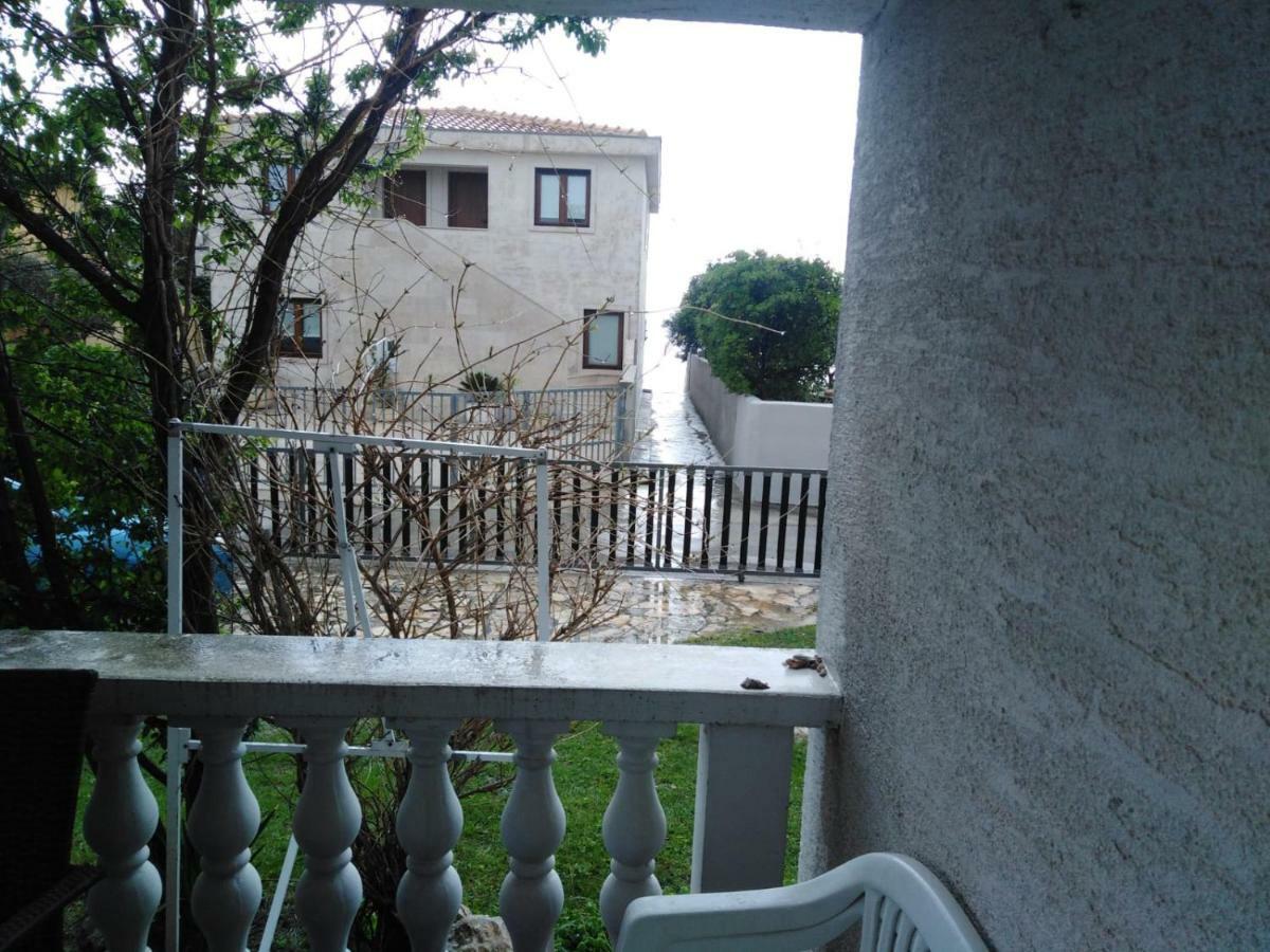 Apartmani Petra Vrsi Εξωτερικό φωτογραφία