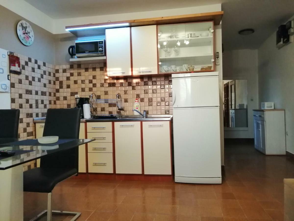 Apartmani Petra Vrsi Εξωτερικό φωτογραφία