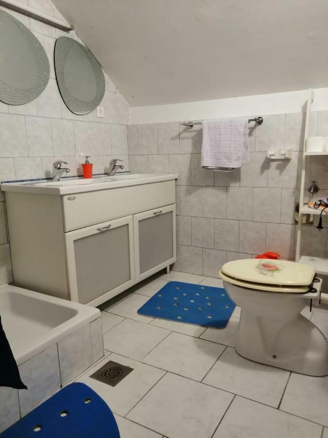 Apartmani Petra Vrsi Εξωτερικό φωτογραφία