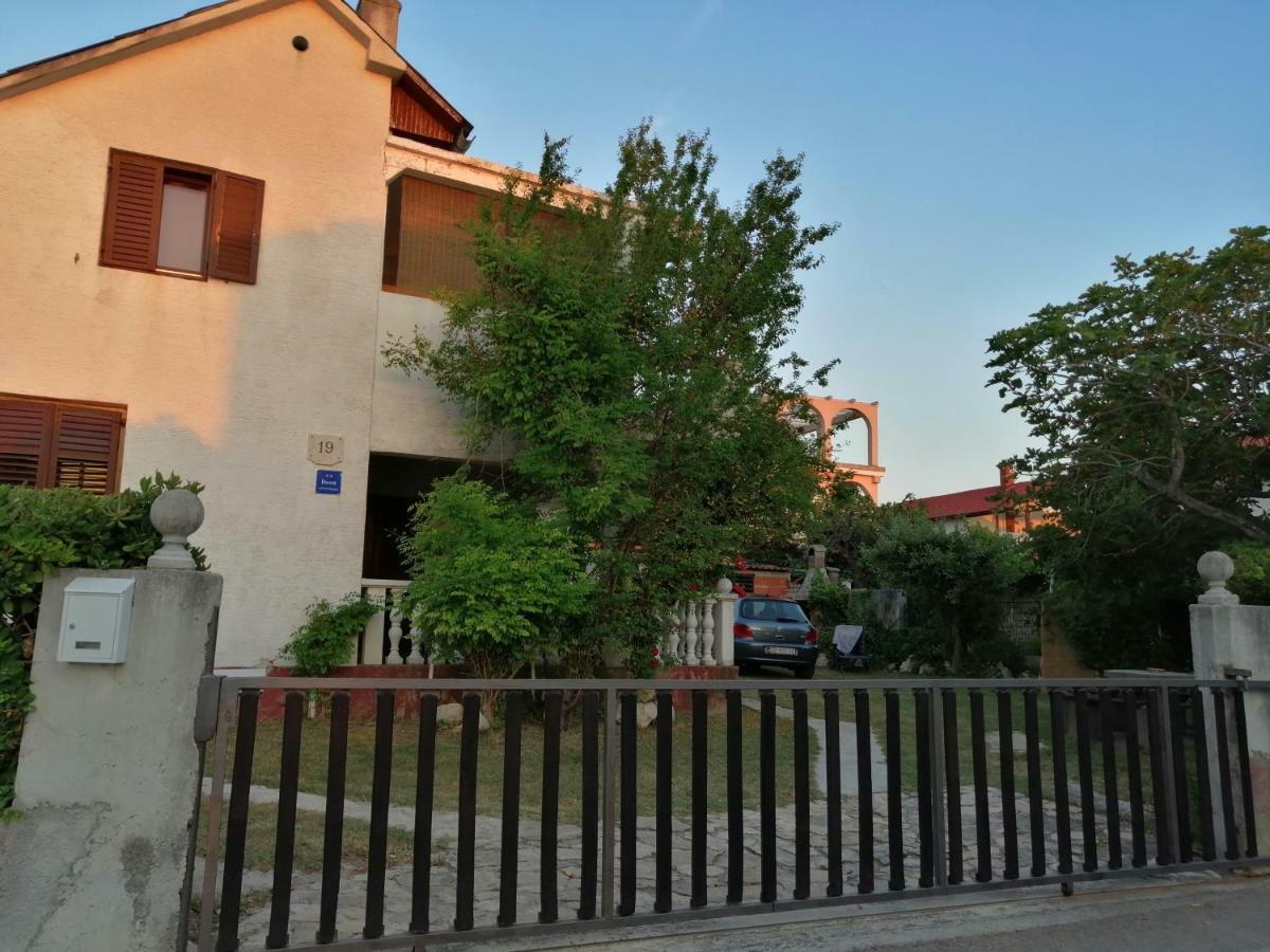 Apartmani Petra Vrsi Εξωτερικό φωτογραφία
